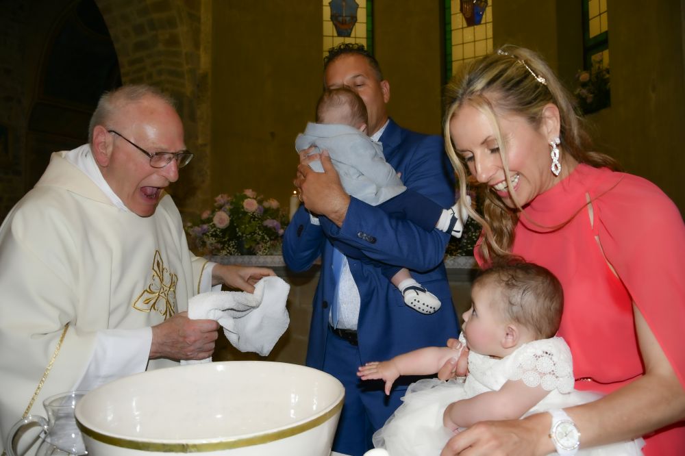 foto della cerimonia del battesimo